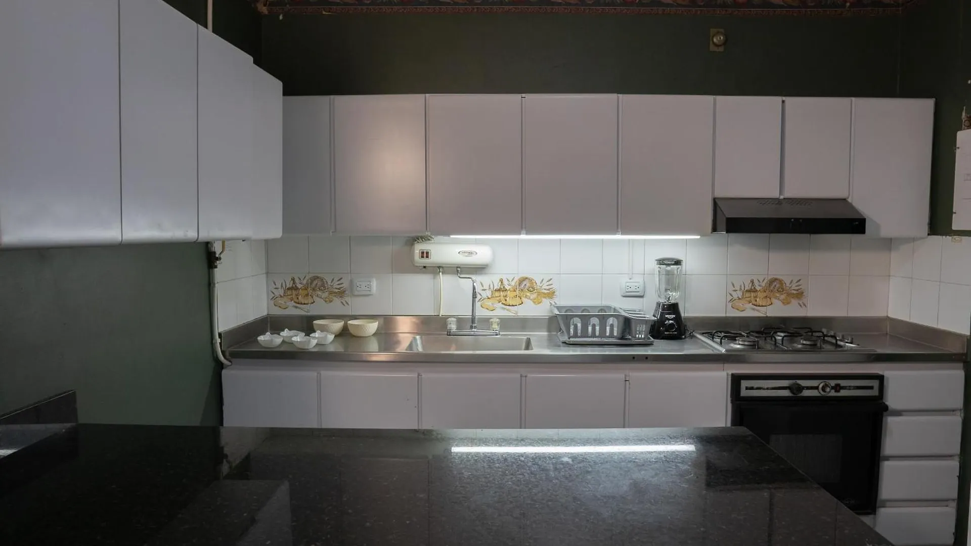 Laureles Garden Hostel Медельин 0*,  Колумбия