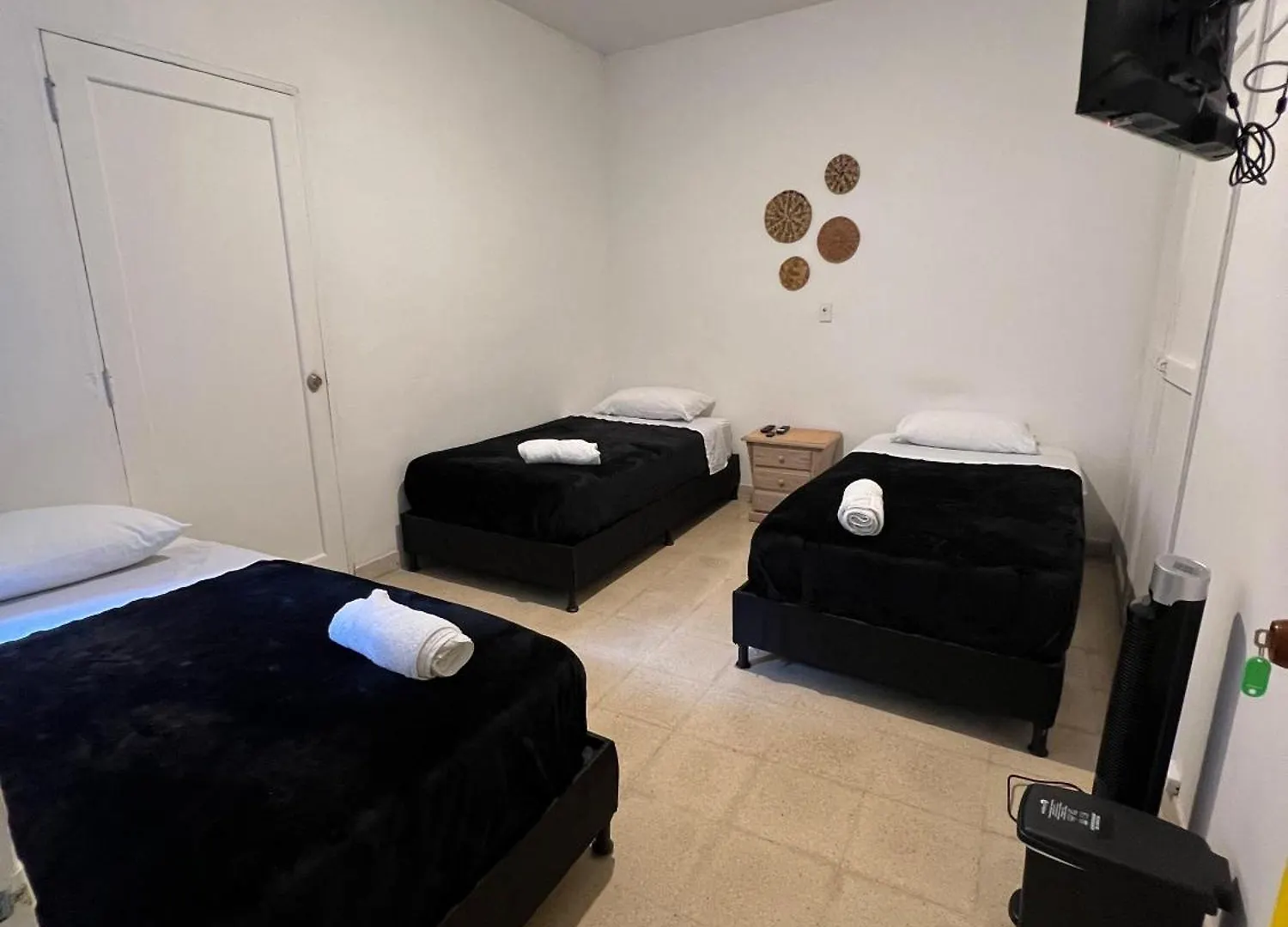 Гостевой дом Laureles Garden Hostel Медельин