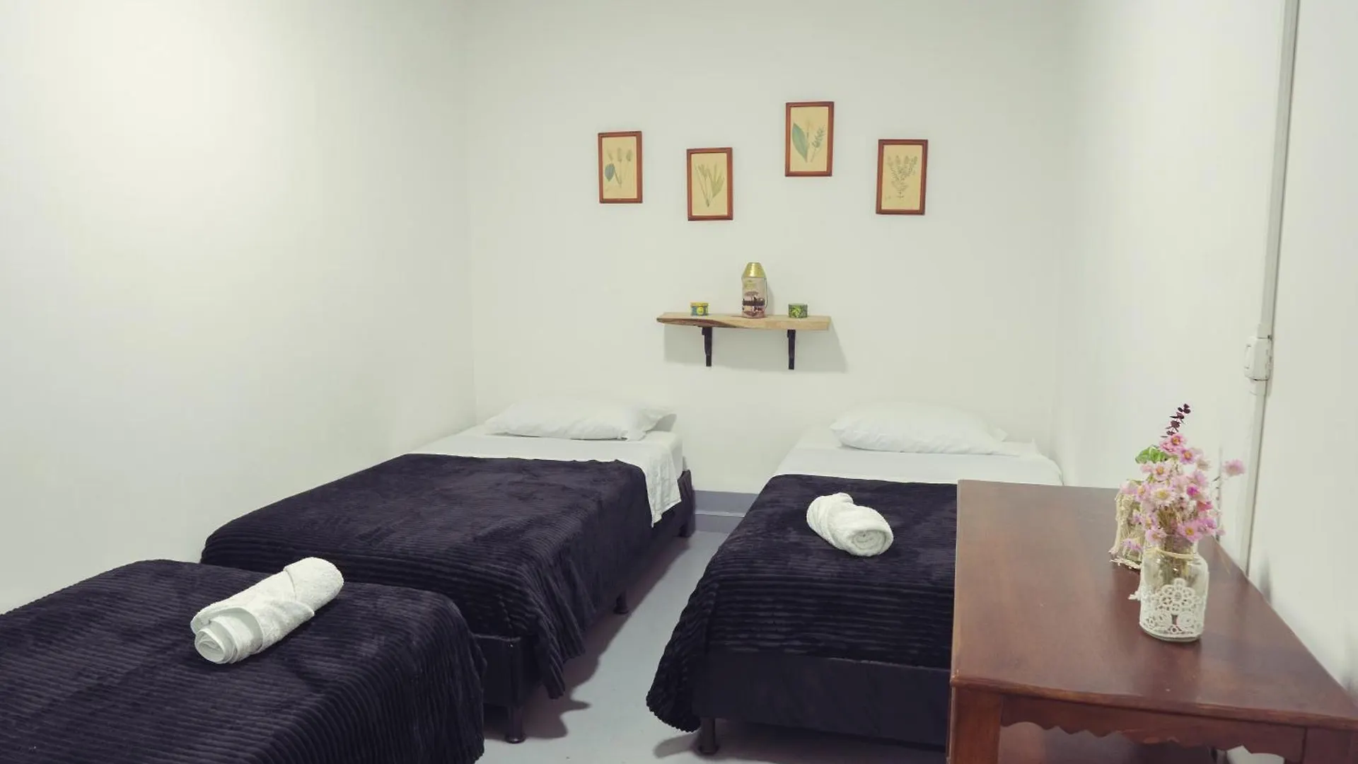 Pensión Laureles Garden Hostel Medellín
