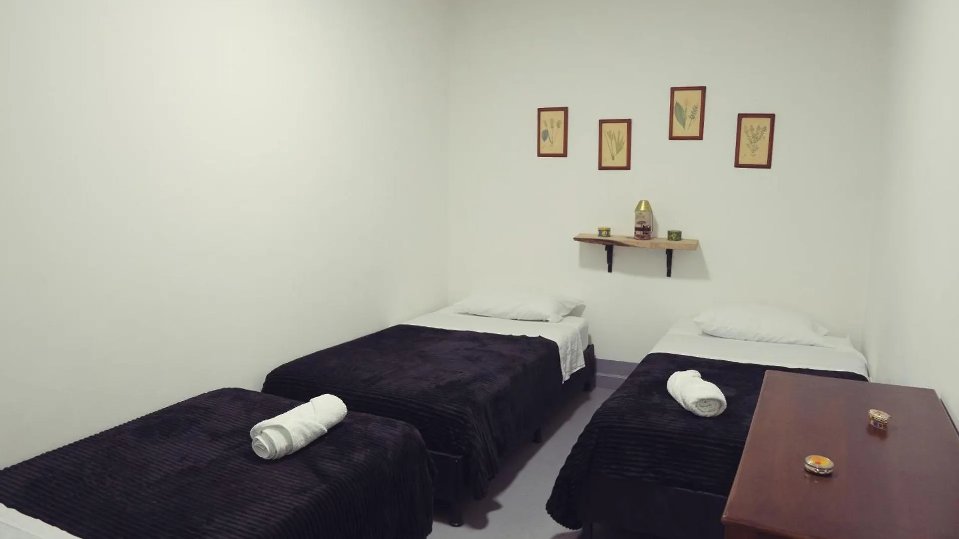 Laureles Garden Hostel Medellín Pensión